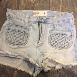 Light wash high rise shorts